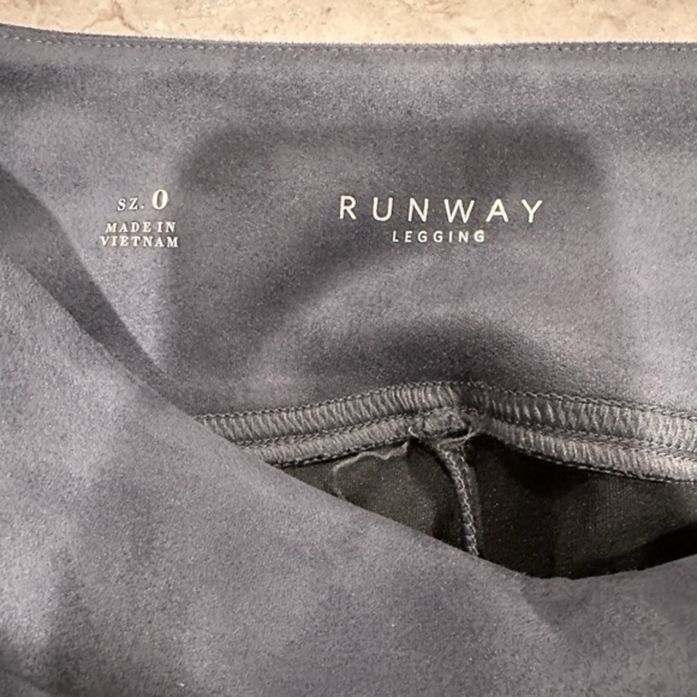 White House Black Market Size 0 Faux Suede Leggings Gray - Picture 6 of 9